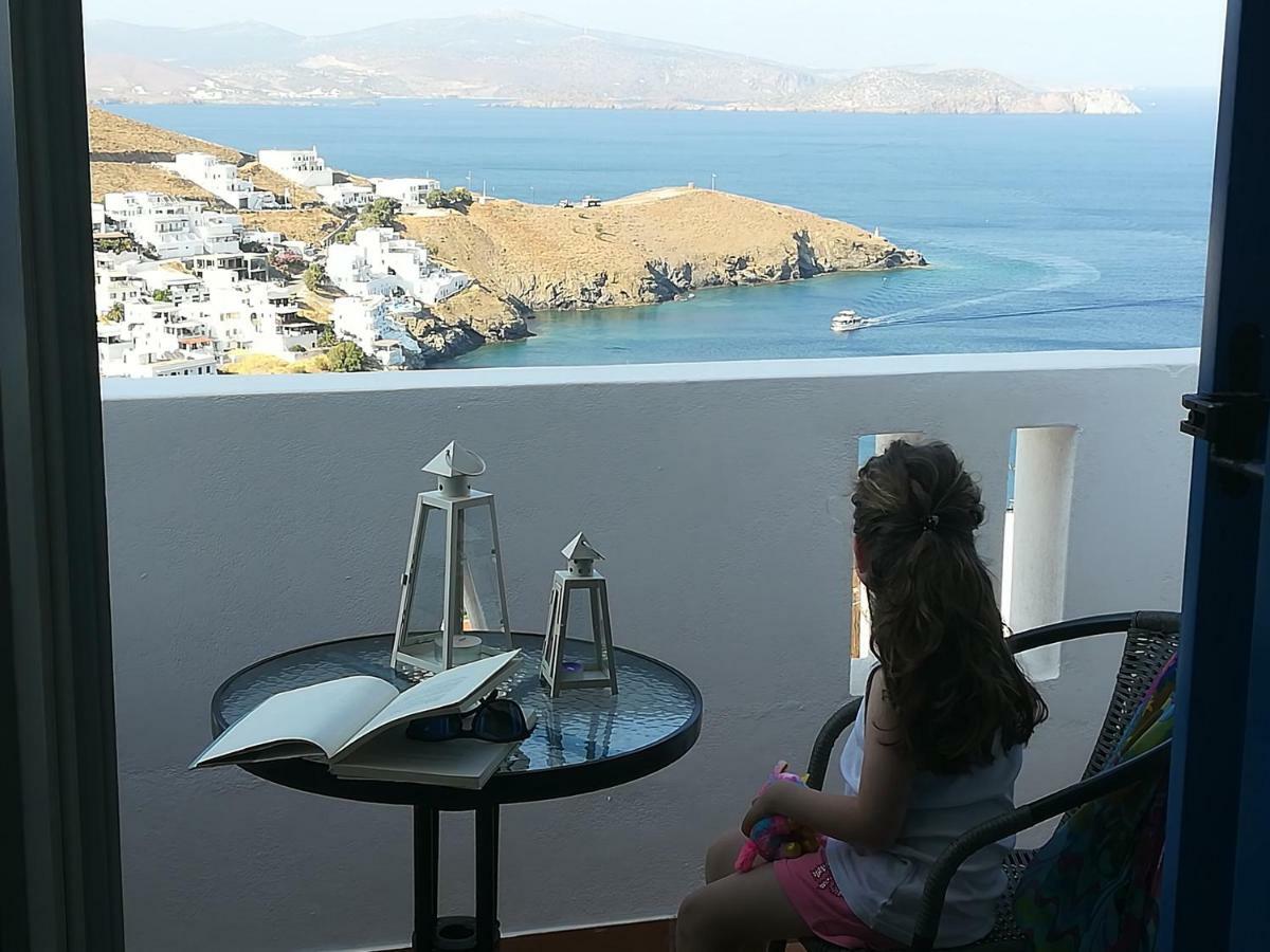 Θέαστρον - Theastron House With Great View In Chora Lägenhet Pera Gyalos Exteriör bild